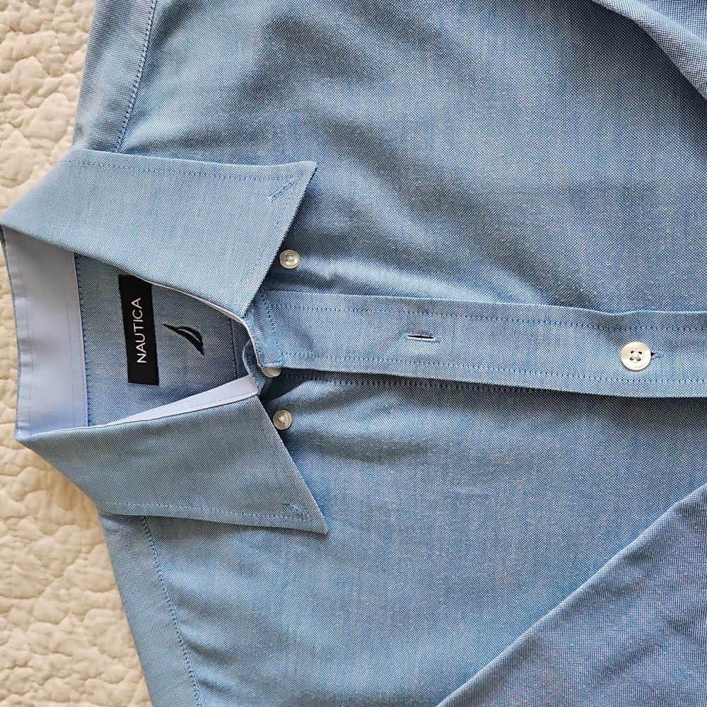 Vintage Nautica Button-Down Shirt Medium - Picture 8 of 8